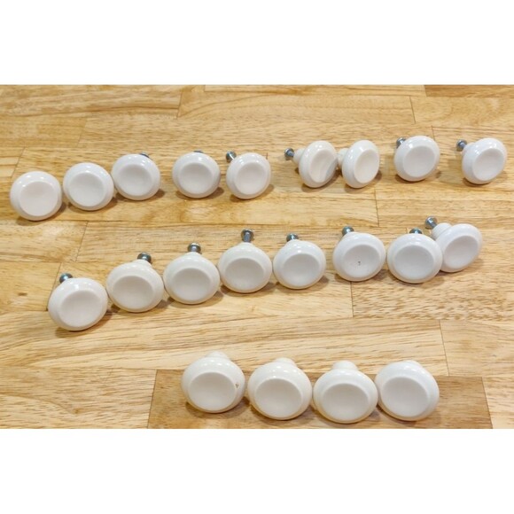 Lot Of 21 VTG/ Old Ceramic/Porcelain Knob/Drawer Pulls See Description - Picture 1 of 16